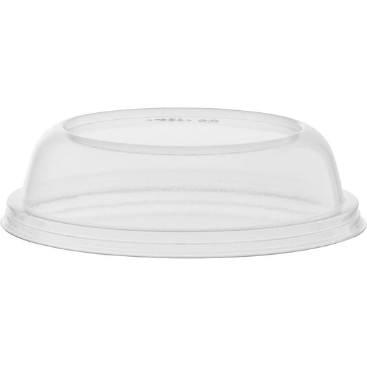Der Duni GmbH Kuppeldeckel 127724 Transparent PS (Packung 20 Stück) ist auf dem Kopf stehend auf weißem Hintergrund abgebildet. Dieser klare, runde Deckel hat einen erhöhten Rand und eine glatte Oberfläche - ideal für vielseitige Lebensmittelverpackungen.