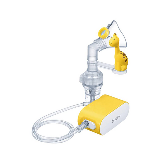 Der Auslaufartikel: Beurer kleiner Inhalator IH 58 KIDS von der Beurer GmbH hat einen gelb-weißen Sockel, ein giraffenförmiges Mundstück, eine durchsichtige Maske und einen transparenten Schlauch - ideal als Inhalator für Kinder zur Asthmalinderung.