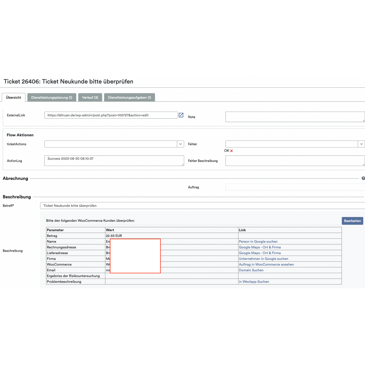 Skärmdump av gränssnittet för ett biljettsystem i en molntjänst där olika fält som „Biljettinformation“, „Journal“ och „Kund“ visas, där information om en transaktion, inklusive artikelkostnader, är markerad i ett rött fält. OrderGuardian från Altruan används.