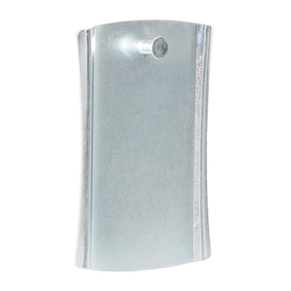 Ein lichtdurchlässiger, rechteckiger Glasbaustein mit gewölbten Seiten und Oberflächenstruktur hat eine kreisförmige Markierung auf der Oberseite. Mit dem 3M Deutschland GmbH Command™ Universal-Klebenagel XL 17048 lässt er sich leicht vor einem weißen Hintergrund darstellen.