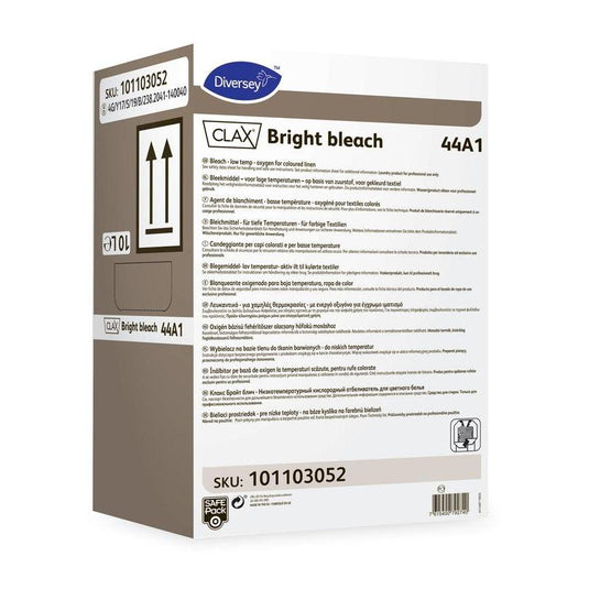 En rektangulär behållare med texten ”Clax Bright Bleach 44A1 Blekmedel för färgat tvätt” från Diversey Deutschland GmbH & Co. OHG, med produktinformation, anvisningar och varningstexter på flera språk. Effektivt för färgat tvätt och svåra fläckar. Artikelnummer: 101103052.
