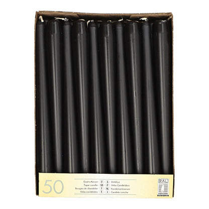 Starpak 50 ljus Ø 2,2 cm - 25 cm är vita ljus med lång brinntid, ordnade upprätt i ett enda lager i en märkt rektangulär Starpak-burk.