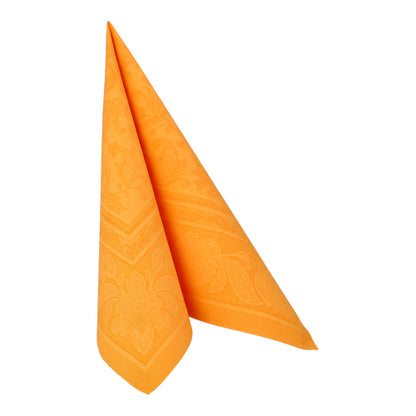 En enskild PAPSTAR 20 servetter "ROYAL Collection" 1/4-vikning (40x40 cm) från PAPSTAR GmbH står upprätt i en triangelfold och är försedd med diskreta dekorationer - idealisk för varje bordsdekoration. Bakgrunden är enfärgad vit.