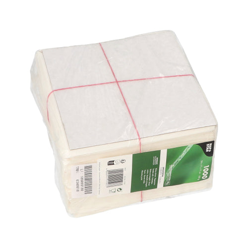 Ett paket med 1000 spetsiga påsar i pergamentersättning, fettsäkra, packade i plast från PAPSTAR GmbH har en grön etikett med produktinformation och streckkod - perfekt för pommes frites eller för att servera snacks fettsäkert.