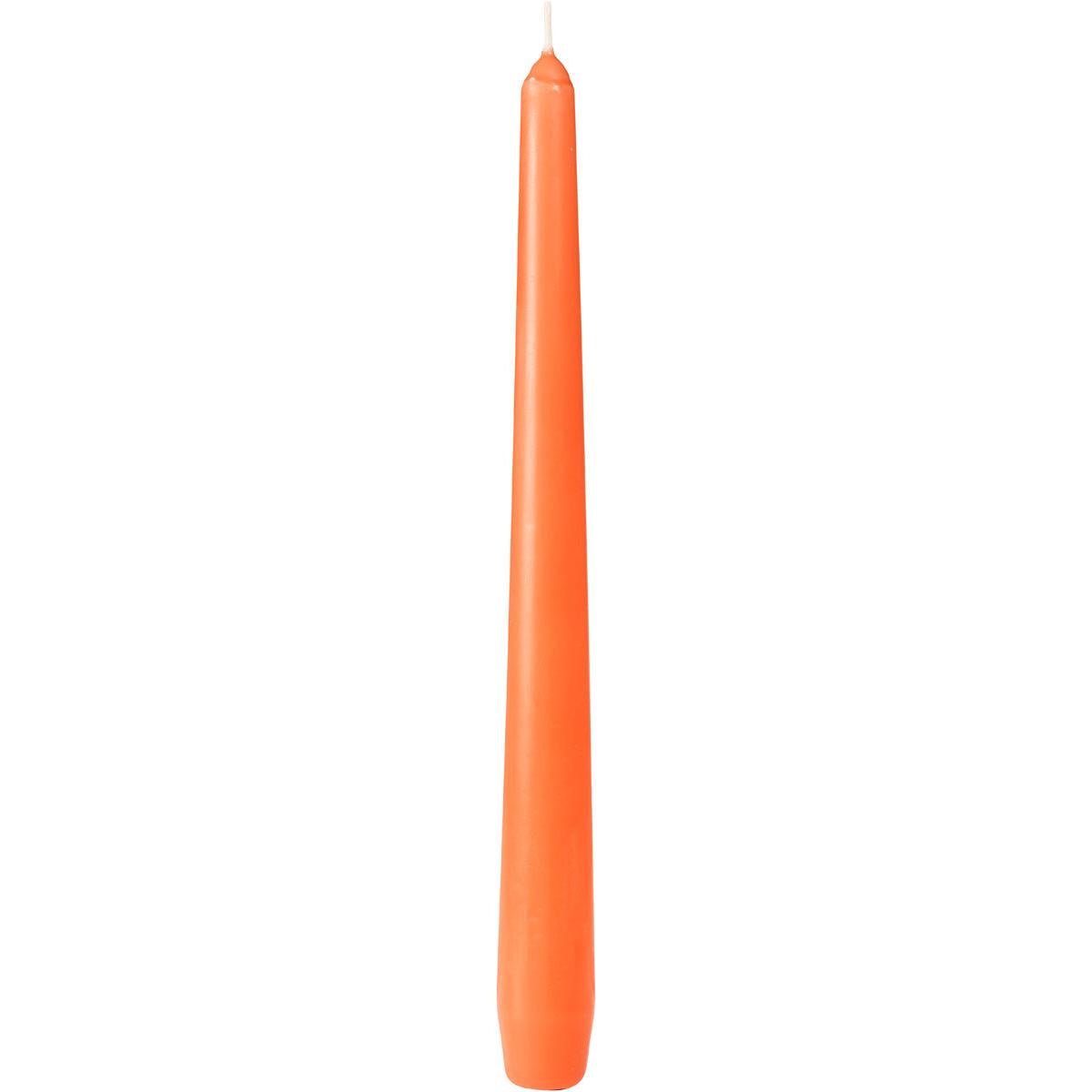 Ett släckt orange ljus från Duni GmbH (ca. 7h, 250 x 22 mm) står upprätt mot en vit bakgrund.