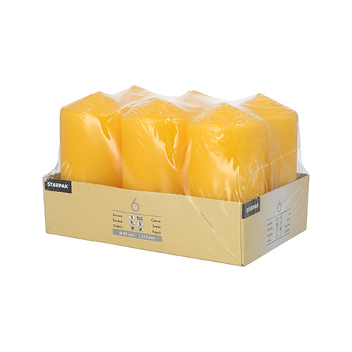 På en beige bricka med texten „Starpak“ finns ett paket med sex Starpak 6 blockljus Ø 60 mm · 115 mm av högkvalitativt vax, insvepta i genomskinlig plastfolie, presenterade på en enkel vit bakgrund.