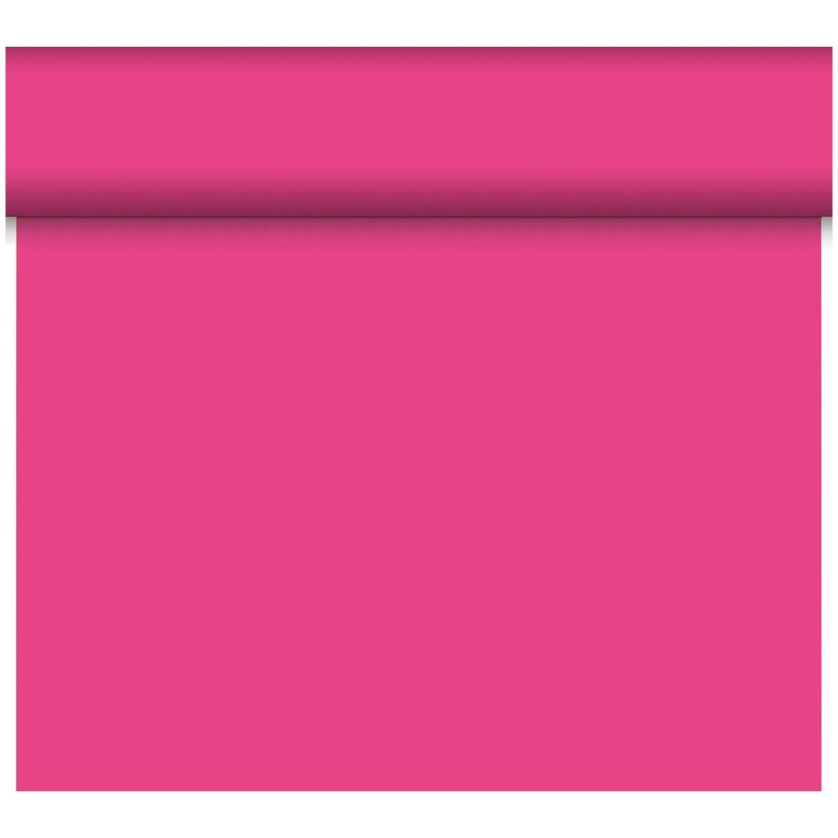 En delvis utrullad Dunicel-bordslöpare Tête-à-Tête (24 m x 0,4 m, 20 sektioner) från Duni GmbH i lysande rosa kastar en skugga längs överkanten; dess släta yta är perfekt för en elegant bordsdekoration.