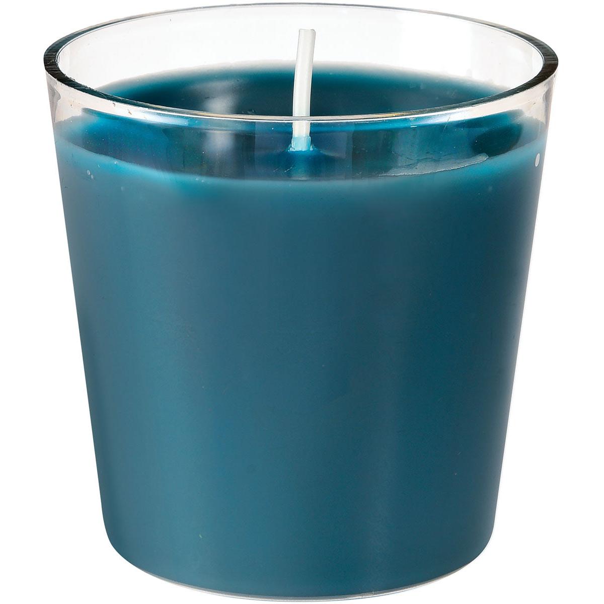 Påfyllningsljuset Switch & Shine från Duni GmbH är ett blått ljus med vit veke i en transparent hållare, betraktat från sidan på vit bakgrund, med ca 30 timmars lång brinntid (65 x 65 mm) för längre njutning.