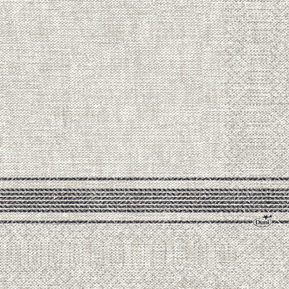 De cellulosa servetterna 33 x 33 cm 3-lagers 1/4 vikning Cocina svart från Duni GmbH har ett strukturerat beige tyg med horisontella mörkgrå ränder i nedre delen och trycket "Duni" i det randiga området. Förpackningen innehåller 250 stycken.