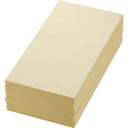 En hög med Dunilin-servetter 48 x 48 cm 1/4 vikning från Duni GmbH, beige och rektangulär, är prydligt arrangerad på en vit bakgrund.