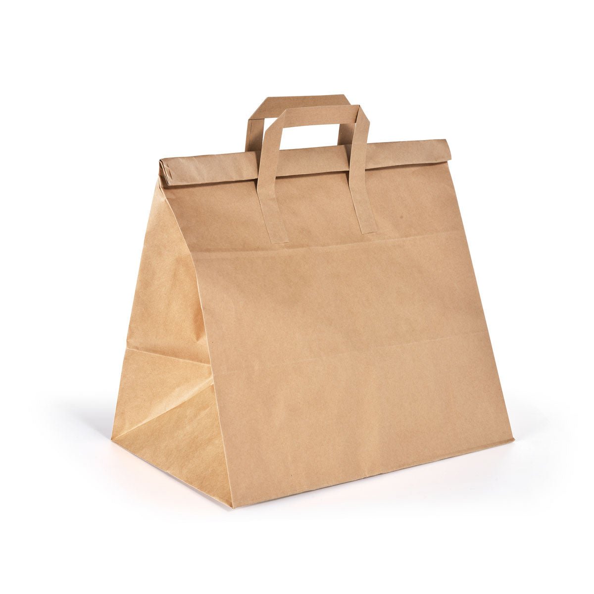 En BioPak Foldbag Large Brown Paper FSC 320x210x340 från Duni GmbH står upprätt på vit bakgrund, med två platta handtag och ett vikt lock för en tältliknande form - idealiska, miljövänliga papperspåsar. Förpackningen innehåller 250 stycken.