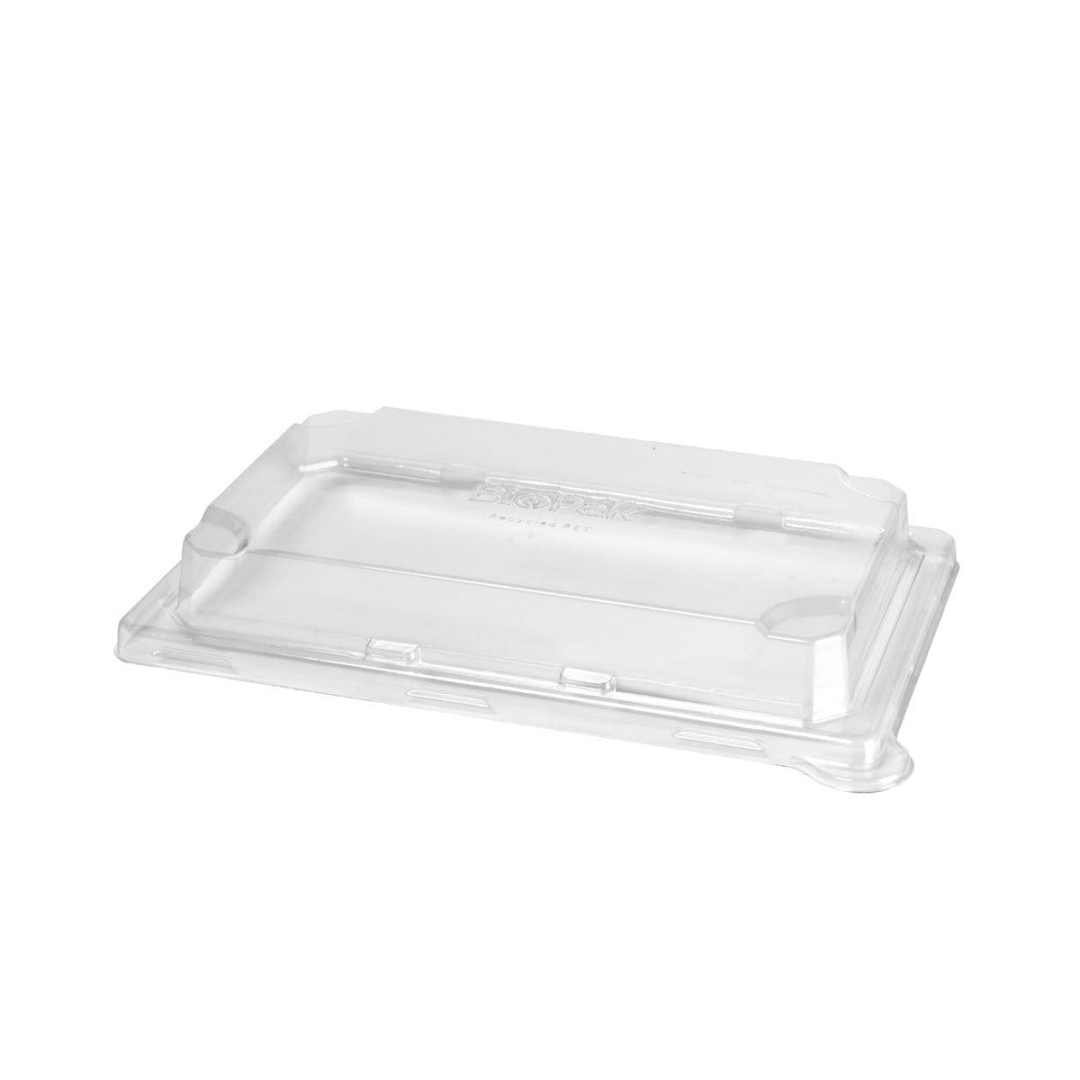 Ett transparent, rektangulärt rPET-lock Sushi medium (226x146x33 mm) från Duni GmbH visas på en enkel vit bakgrund - perfekt för miljövänliga sushi-förpackningar. Förpackning: 50 stycken.