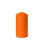 Eine Stumpenkerze (150 x 70 mm) der Duni GmbH mit glatter, orangefarbener Oberfläche und unverbranntem Docht steht aufrecht auf einem schlichten, weißen Hintergrund und bietet bis zu 50 Stunden Brenndauer für ein gemütliches Ambiente.
