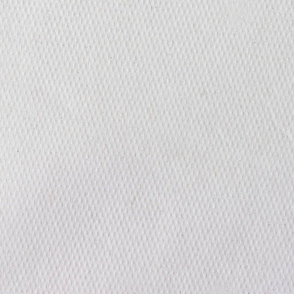Närbild av Scott® läkarrullar (38,00 cm x 51,00 cm) från Kimberly-Clark GmbH: vit, strukturerad yta med diskret diagonalt nät och små rillor, idealisk för hygienisk patientvård på medicinska undersökningsbäddar.