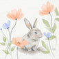 En akvarellillustration av en grå kanin med rosa och blå blommor pryder Bunny Bloom-servetterna 33 cm 3-lagers 1/4-vikning från Duni GmbH (250 stycken), idealisk som charmig bordsdekoration till påsk. Kaninen är lätt vänd åt höger.
