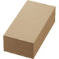 En prydligt staplad hög av Duni GmbH Bio-Dunisoft-servetter 40x40 cm 1/4-vikning naturbrun pappersservetter (förpackning, 60 stycken) i rektangulär form mot vit bakgrund.