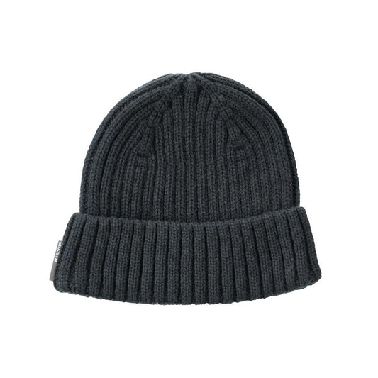 Stickad mössa i storlek ONE