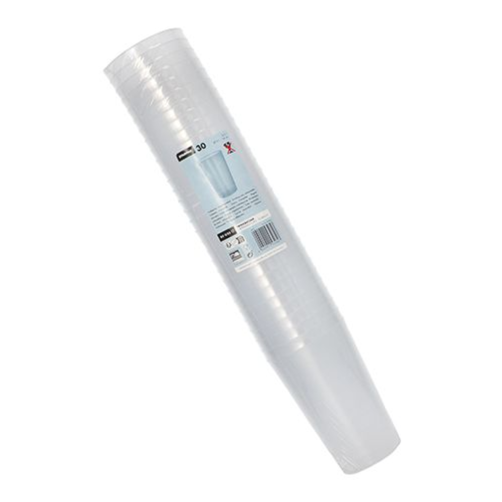 En stapel Starpak återanvändbara plastmuggar PP 0,5 l, insvepta i transparent krympfilm med etikett och streckkod. Muggarna är vertikalt arrangerade framför en enkel vit bakgrund.