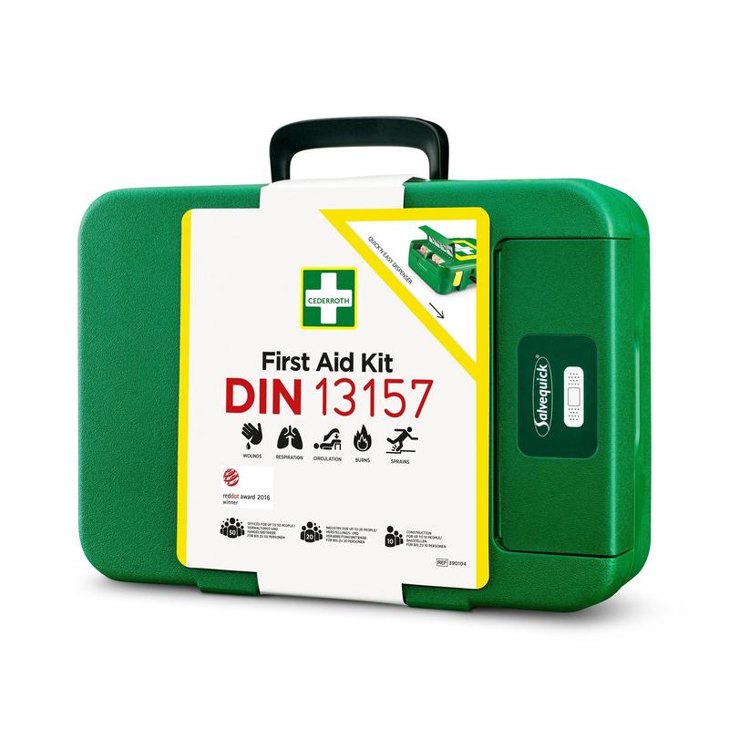 En grön plast Första hjälpen-låda DIN | Förpackning (1 styck) från Orkla Wound Care AB, med handtag och nödsymboler, tydligt märkt för första hjälpen-användning - idealisk som DIN nödlåda.