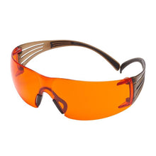 3M™ SecureFit™ 400 skyddsglasögon, svarta/bruna skalmar, Scotchgard™ anti-dim/anti-repbeläggning (K&N), orange lins, SF406SGAF-BLA-EU | Förpackning (1 st)