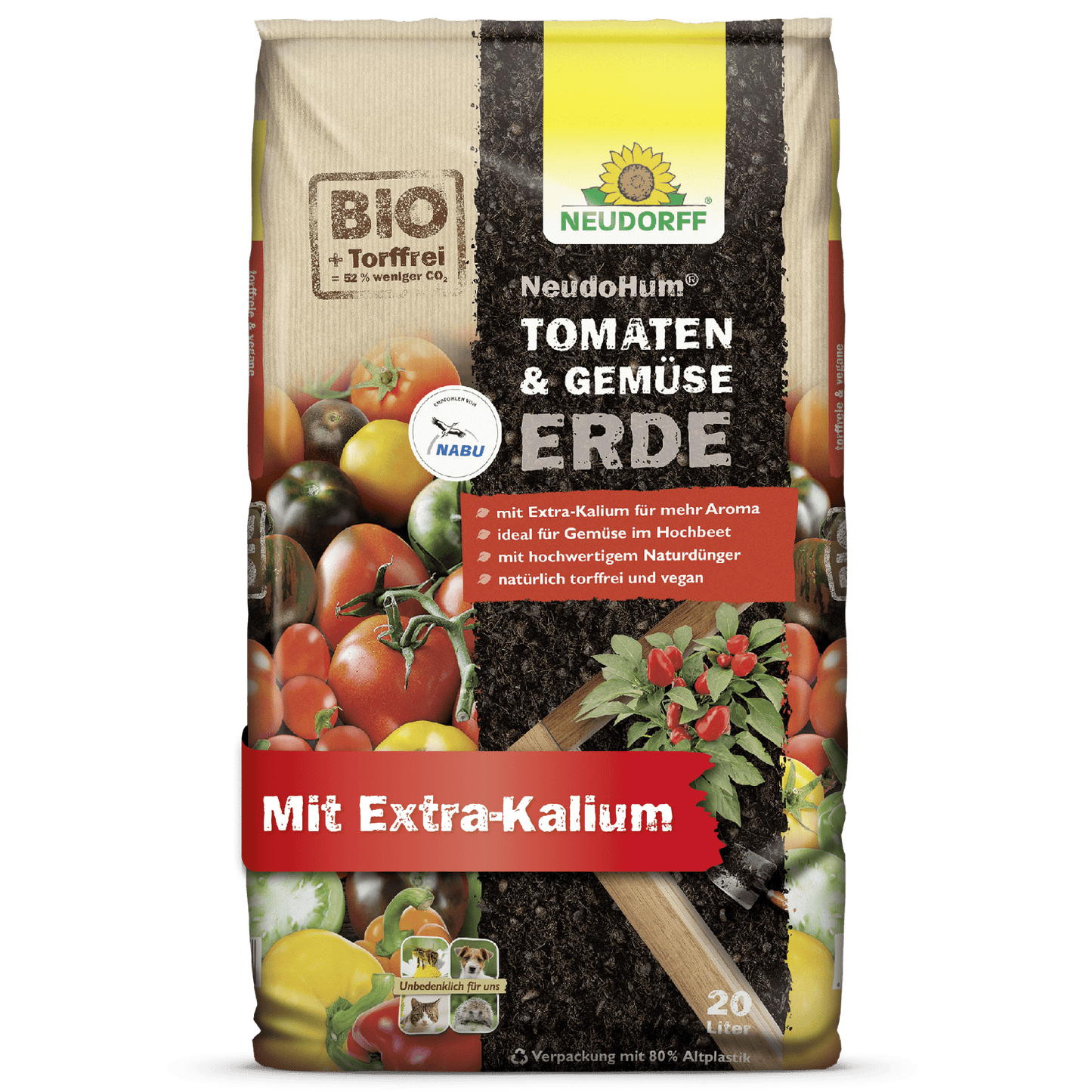 På förpackningen av en påse Neudorff Shop NeudoHum Tomat- & Grönsaksjord, torvfri och biologisk, är tomater och sommargrönsaker avbildade. Med extra kalium är den idealisk för höga bäddar och stödjer en hälsosam grönsakstillväxt.