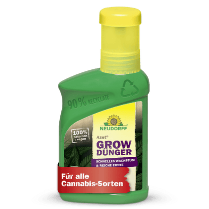 En grön plastflaska Neudorff Shop Azet GrowGödning med en gul kork; etiketten säger att den är 90% återvunnen, vegansk, 100% naturlig och perfekt för cannabisodling och alla cannabissorter.
