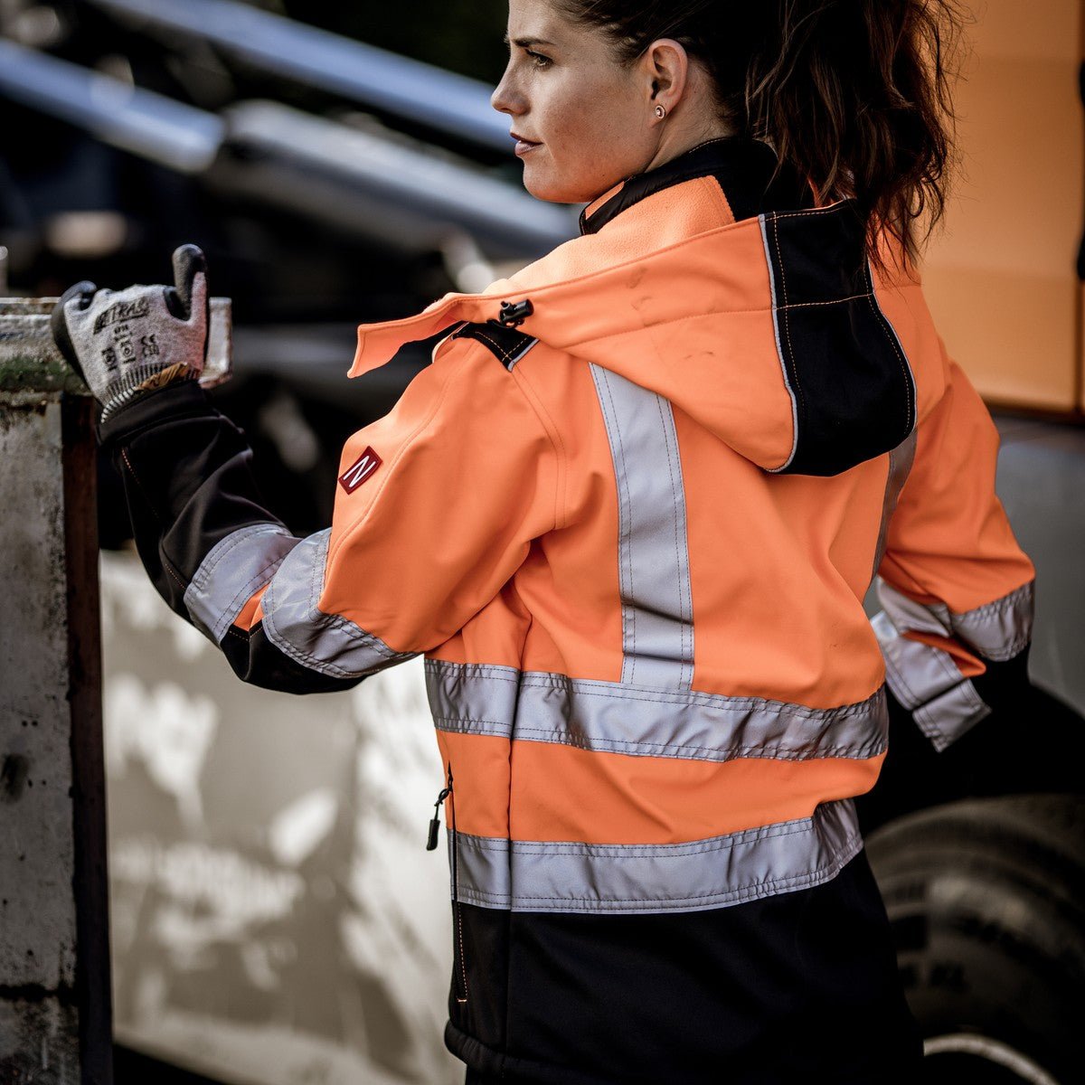 NITRAS avtagbar huva, neon orange / svart, OEKO-TEX polyester: 100% | Förpackning (1 st)
