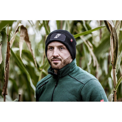 NITRAS stickad mössa, svart polyakryl: 100% | Förpackning (1 st)