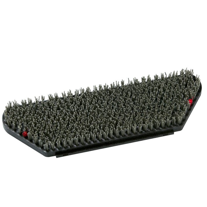 Den slipande skrubbborsten (45x15 cm) från Diversey Deutschland GmbH & Co. OHG, för swingo XP M, kännetecknas av täta, styva borst och en lätt vinklad svart design med röda accenter - idealisk för professionella golvrengöringsmaskiner. Förpackning: 1 styck.