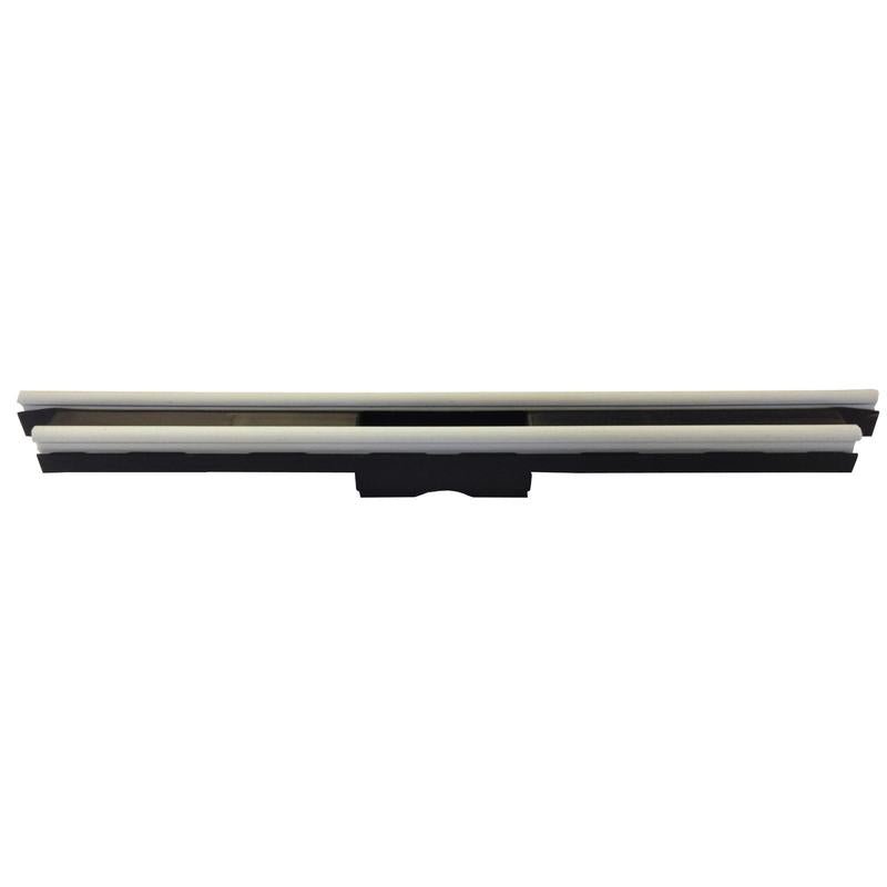 Framifrån av TASKI Steamer mattinsats, 400 mm, från Diversey Deutschland GmbH & Co. OHG: ett rektangulärt tillbehör med svart bas och två parallella metallstänger, utformad för 400 mm golvmunstycket på TASKI Steamern.