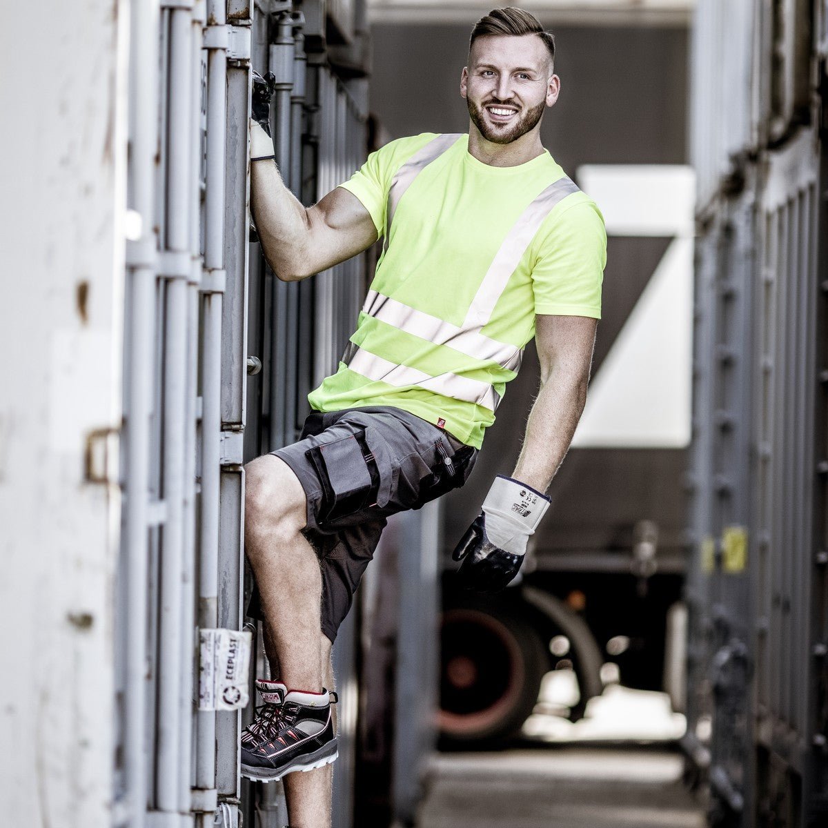 NITRAS SPORT STEP MID, S3 säkerhetsstövlar, mellanhöga, svarta