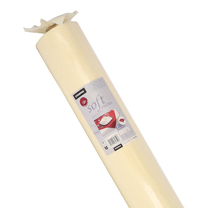 Starpak bordsduk, Soft Selection, är en tyg-liknande fleece-bordsduk från Starpak, avbildad med en etikett med bakverk på ett fat - idealisk för stilfull och praktisk bakning.