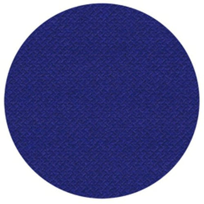 En kontinuerlig mörkblå cirkel har en subtil skraffurstruktur som speglar den eleganta ytan på sidenduk-bordsduken (24 m x 40 cm) från "ROYAL Collection" av PAPSTAR GmbH.