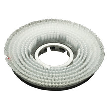 Die Scheuerbürste Waschbeton (35 cm) von Diversey Deutschland GmbH & Co. OHG mit abgeschrägten Borsten passt auf die swingo 2500 und ist ideal zur Reinigung von Waschbetonoberflächen. Lieferung: 1 Stück pro Packung.