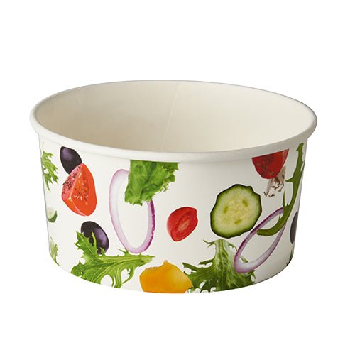 Starpak 45 salladsskålar "To Go" är en vit engångspappersskål med 15 cm diameter, med bilder av tomater, gurkor, rödlök, sallad och oliver tryckta på utsidan.