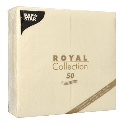 En förpackning med 50 servetter (1/8-vik, 40 x 40 cm) från PAPSTAR GmbH från PAPSTAR ROYAL Collection i kräm – idealisk för elegant dukade bord – har en gyllene och svart text samt ett diagonalt guldstreck längst ner till höger på förpackningen.
