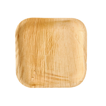 Der PAPSTAR 6 Teller „pure“ eckig aus Palmblatt von PAPSTAR GmbH ist ein umweltfreundlicher Einwegteller mit sichtbarer Maserung und abgerundeten Ecken, präsentiert auf weißem Hintergrund.