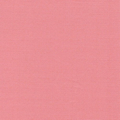 En närbild av PAPSTAR 100 servetter ur ”ROYAL Collection” från PAPSTAR GmbH i rosa, 40x40 cm, visar det högkvalitativa materialet med ett diskret diagonalt vävmönster. Servetterna, som är jämnt upplysta, fyller ramen.