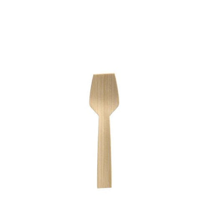 En enda PAPSTAR glasskopa av bambu "pure", 9,2 cm, med en platt rektangulär design står vertikalt på en enkel vit bakgrund. Detta miljövänliga redskap från PAPSTAR GmbH är idealiskt för det hållbara köket.
