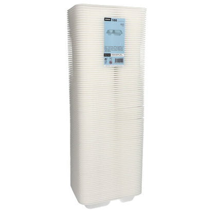 En hög stapel av 100 Starpak förseglingsskålar, XPS 2-delad, vit laminerad, med en etikett på framsidan. De vita, rektangulära livsmedelsförpackningarna från Starpak är snyggt uppradade och förpackade tillsammans.