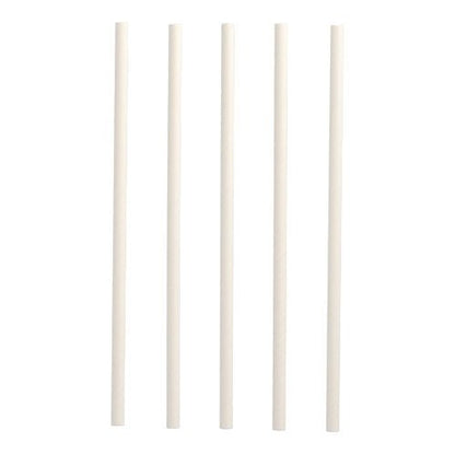 Fem PAPSTAR Shake-sugrör av papper (Ø 8 mm, 25 cm) från PAPSTAR GmbH är vertikalt arrangerade mot vit bakgrund och erbjuder ett hållbart alternativ till traditionella sugrör.