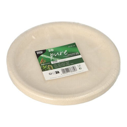 En stapel med 20 runda, beige PAPSTAR 20 tallrikar gjorda av jordbruksavfall ”pure” av PAPSTAR GmbH, inslagen i plastfolie och försedd med en grön-svart etikett på ovansidan, där produktinformation och streckkoder syns.