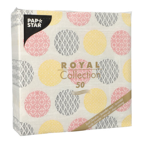 Eine Packung mit 50 PAPSTAR Servietten "ROYAL Collection" 40 x 40 cm, 1/4-fach gefaltet, in gelb von PAPSTAR GmbH.