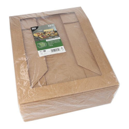 En stapel PAPSTAR 25 tårtkartonger med lock, fyrkantig med fönster av PLA från PAPSTAR GmbH, miljövänlig och insvept i plast. Ovanpå finns en grön-vit produktetikett med bilder och text.