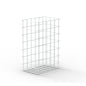 Der CWS Papierkorb ParadiseLine ist ein hoher, rechteckiger, offener Drahtkorb aus dünnen, weißen Metallstäben in einem Gittermuster - ein eleganter Papierkorb von CWS, perfekt für den modernen Arbeitsplatz.