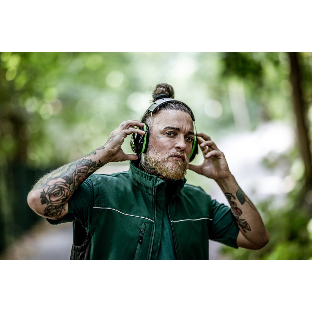 NITRAS MUTE DEFENDER PRO, hörselkåpor, svart/grön, EN 352-1 plast | Förpackning (1 st)