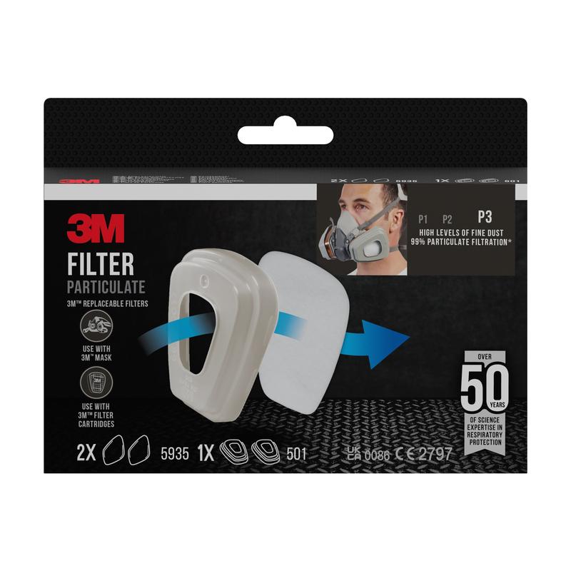 Framsidan av 3M™ partikelfilter 5935, P3, 2 par/förpackning + filterhållare 501 visar två vita filter, en maskbild och en text som lyfter fram P3-skyddet och 3M Deutschland GmbH:s över 50 års erfarenhet.