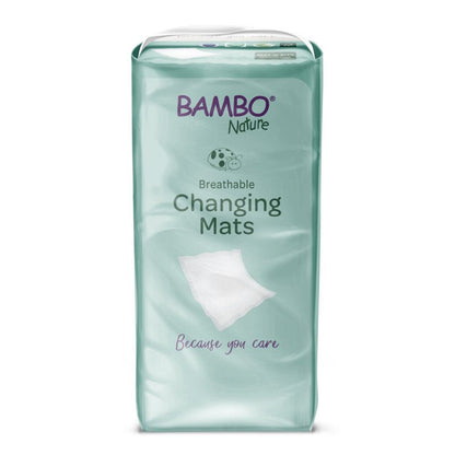 Ett 10-pack Bambo Nature skötunderlägg (60x60 cm) med superabsorbent från Abena Re-Seller GmbH med produkt- och varumärkesdetaljer samt en kuddbild och texten "Because you care" på den ljusgröna förpackningen.