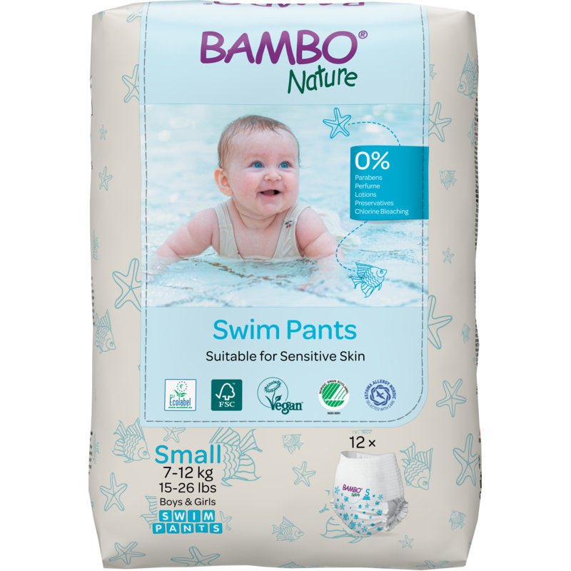 Bambo Nature-simblöjor, strl. S, 7-12 kg (förpackning med 12 stycken) från Abena Re-Seller GmbH är fria från parabener och parfym - idealiska för känslig babyhud och små simmare med 7-12 kg.