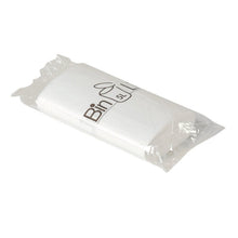 En stapel vita Bin Line-påsar 5L soppåsar (340x390mm, 10my LLDPE) från Abena Re-Seller GmbH, 20 påsar per rulle, insvept i klar plast med texten "Bin" och sop-symbolen på framsidan för pålitlig stabilitet.